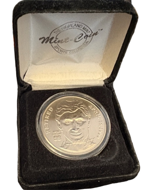 Highland Mint Wayne Gretzky Retirement(Nickel Silver )Coin NHL With Original Box
